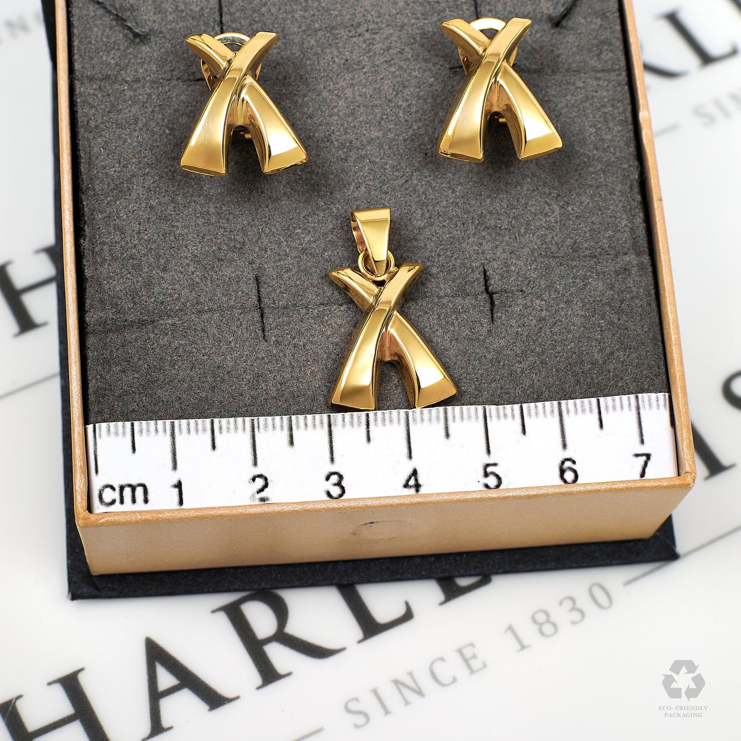 Pre-Owned 9ct Gold X Design Jewellery SET
