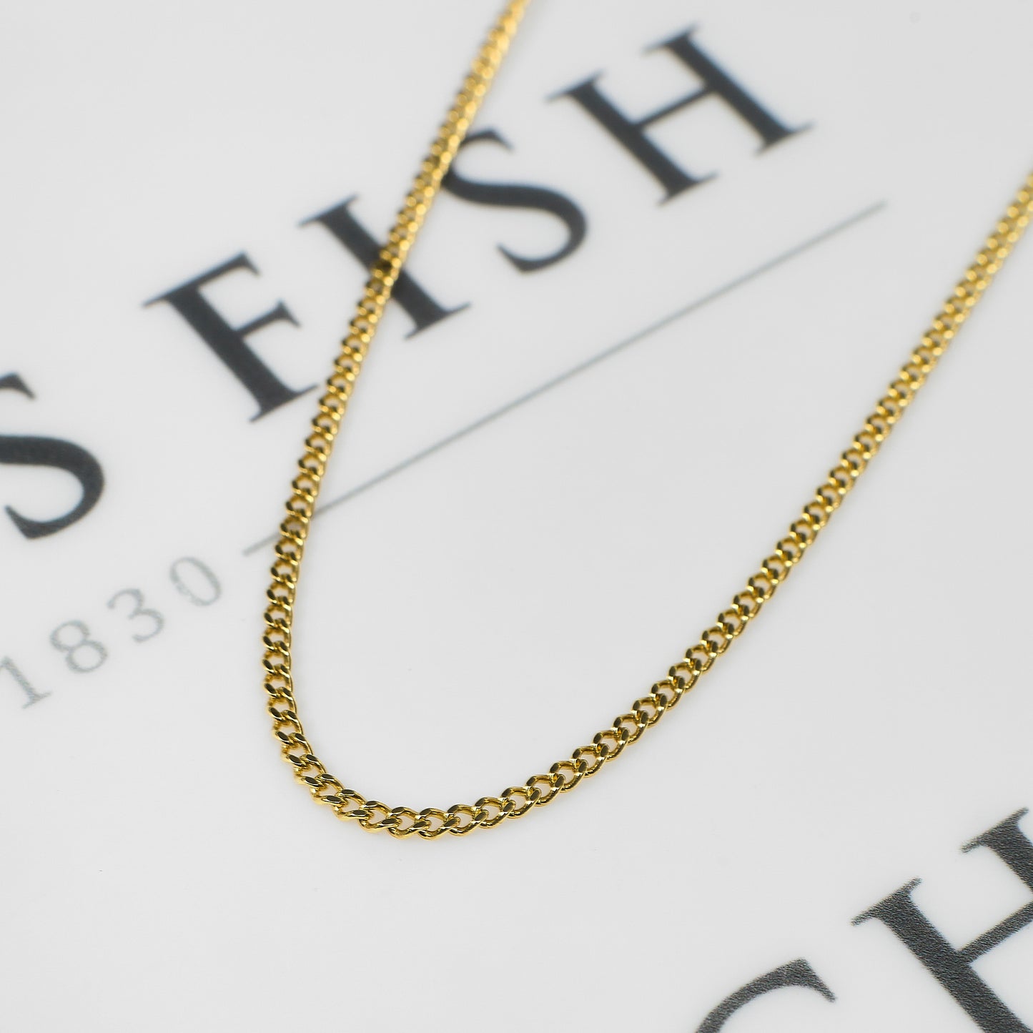 Pre-Owned 9ct Gold Curb Chain Necklace 18 Inch