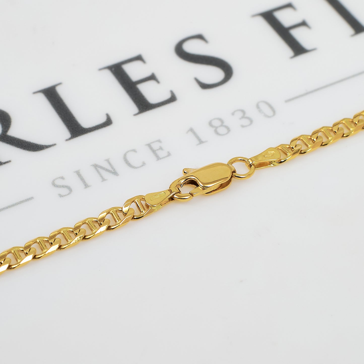 Pre-Owned 18ct Gold Anchor Chain Necklace 24 Inch