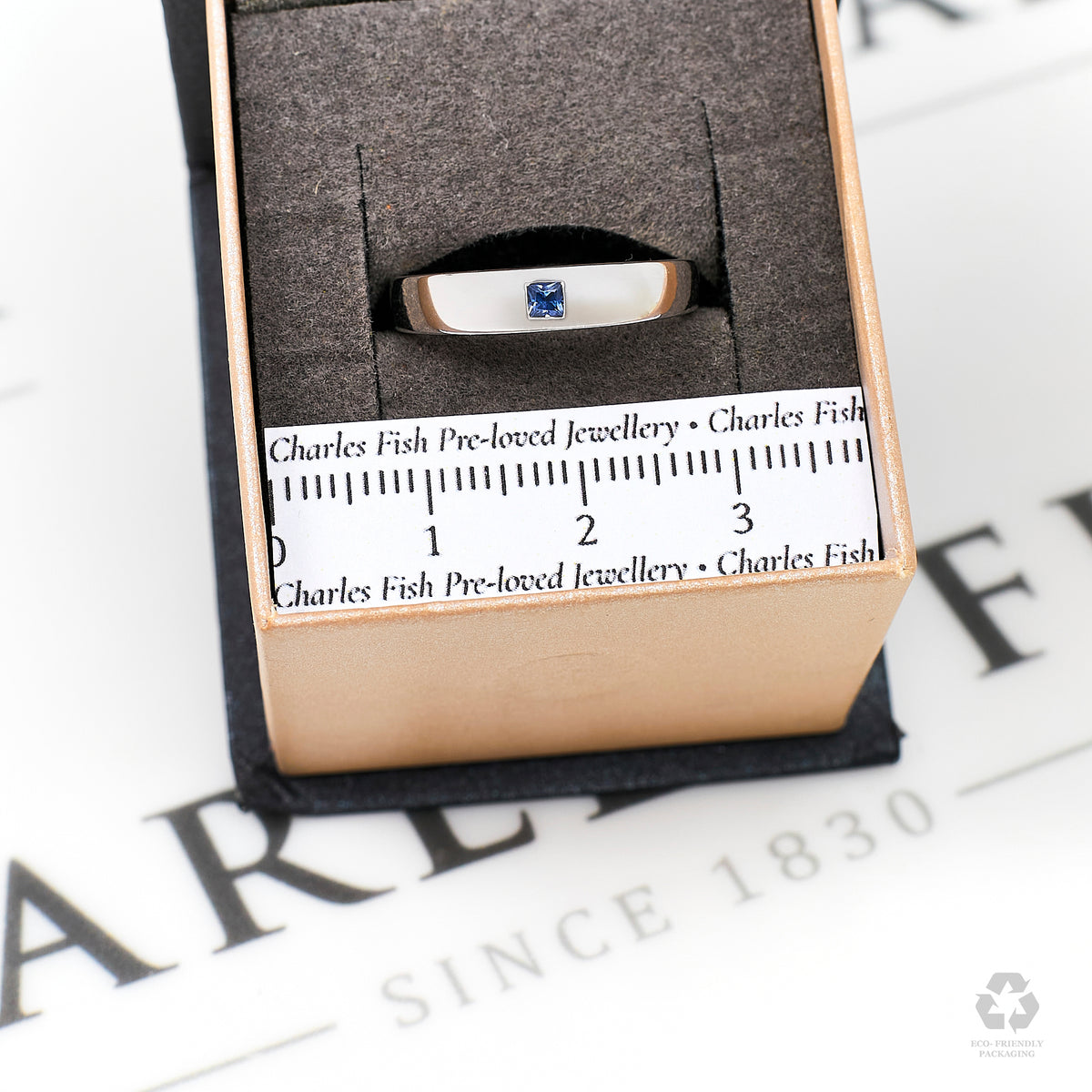 Pre-Owned 9ct White Gold Square Sapphire Ring Size O