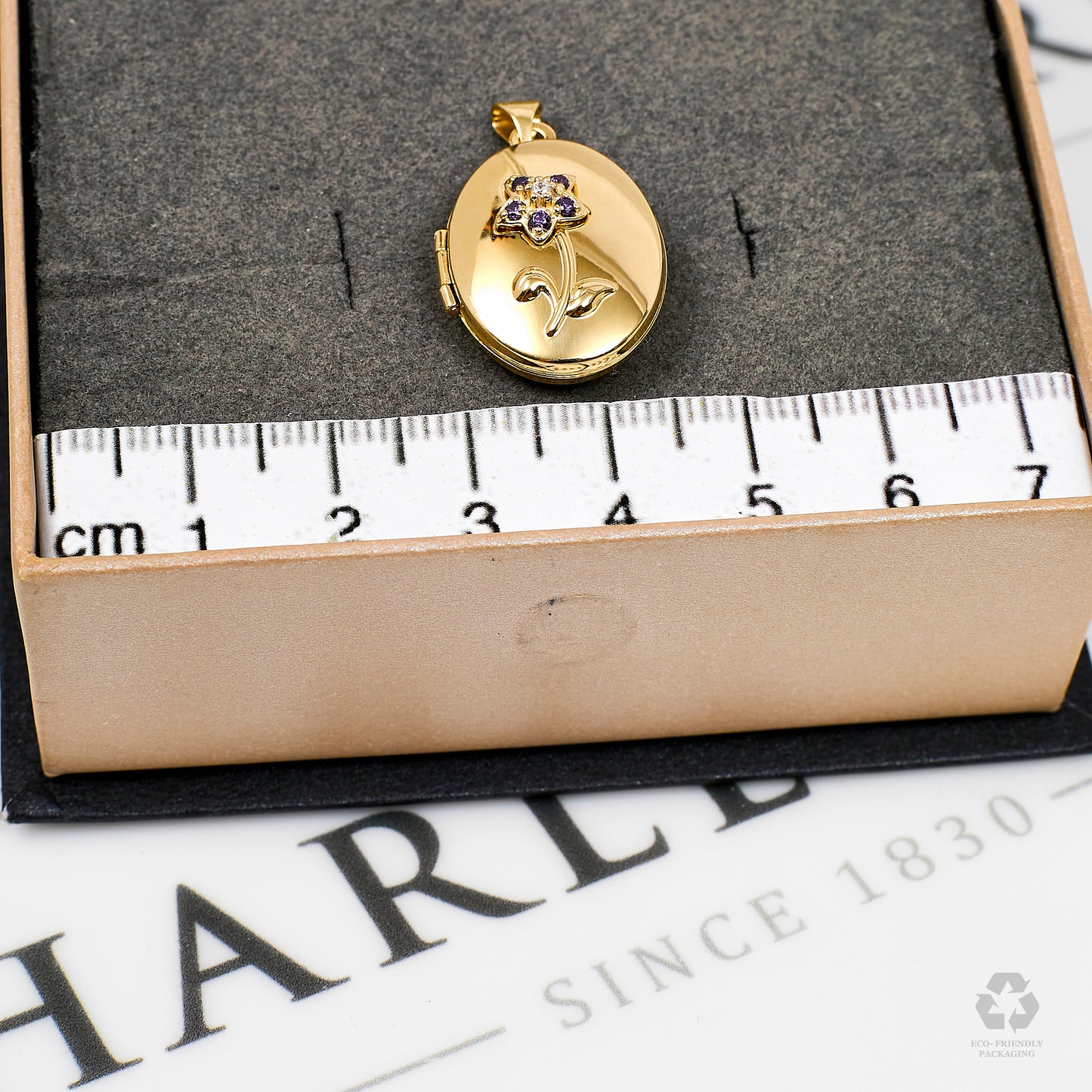Pre-Owned 9ct Gold Purple & White CZ Flower Locket Pendant