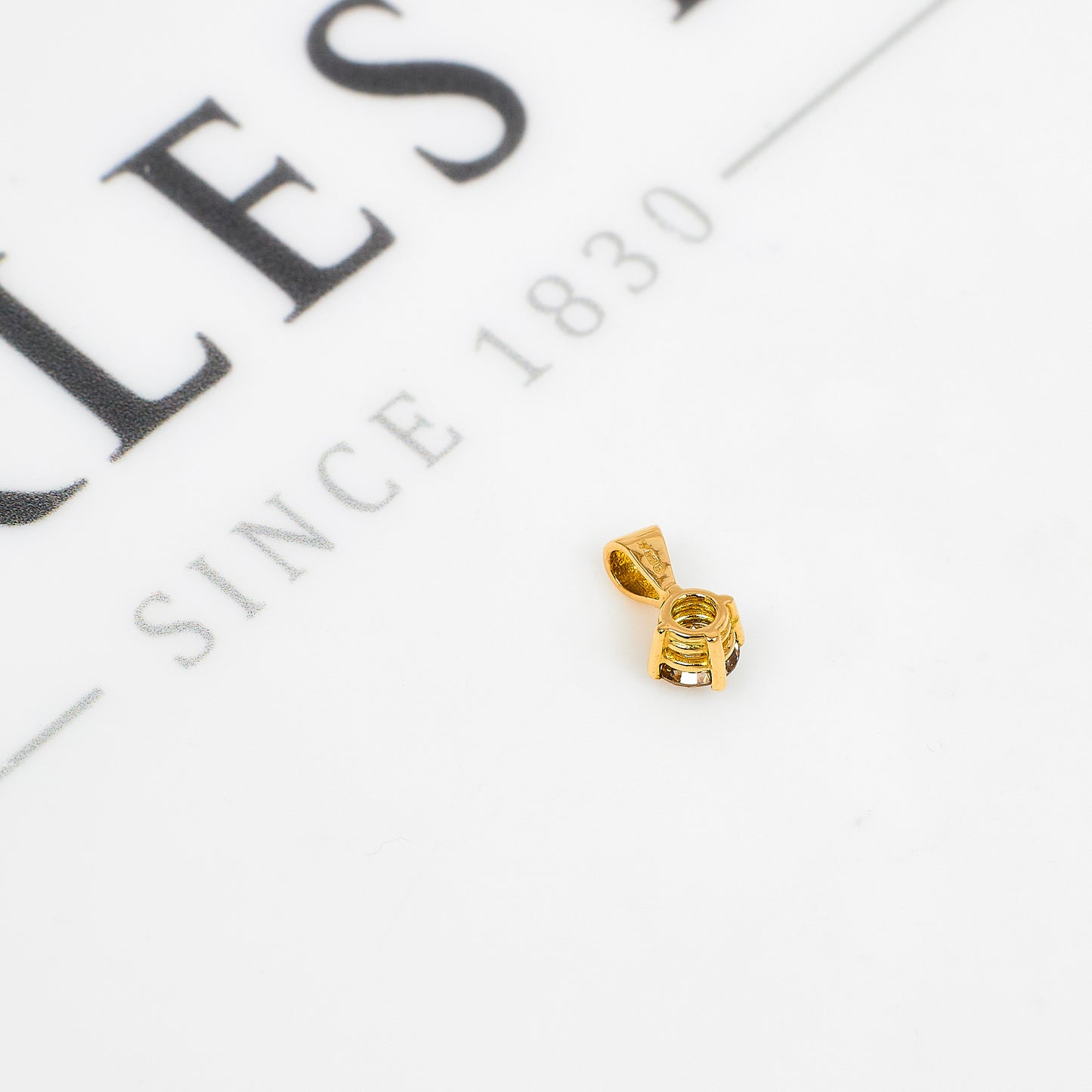Pre-Owned 18ct Gold Brown Diamond Pendant Petite