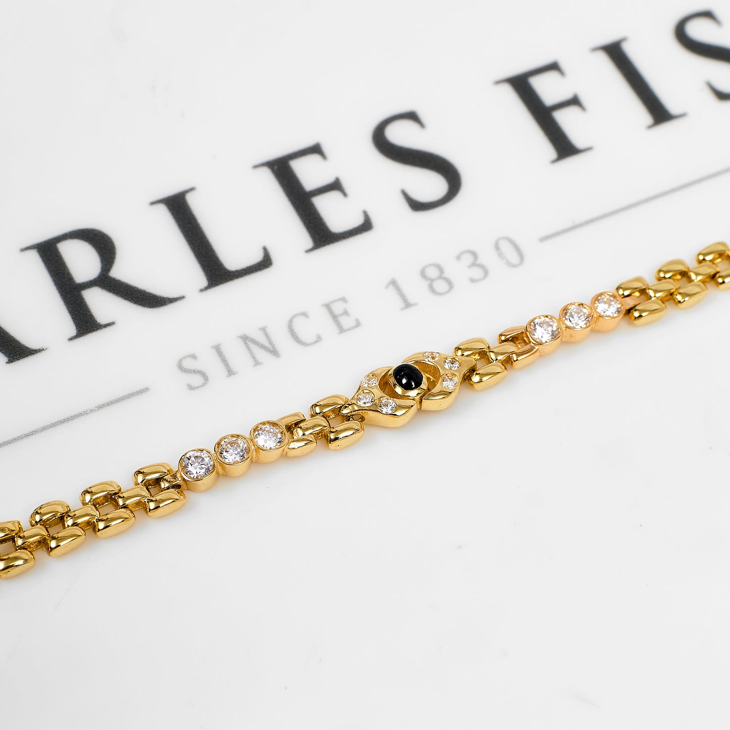 Pre-Owned 14ct Gold Cabochon Sapphire & CZ Bracelet