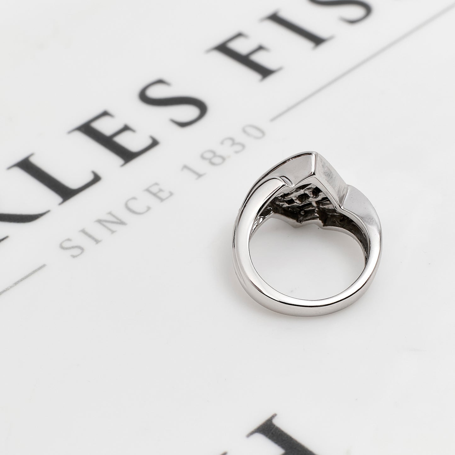 Pre-Owned 9ct White Gold Rhombus Diamond Cluster Ring Size M