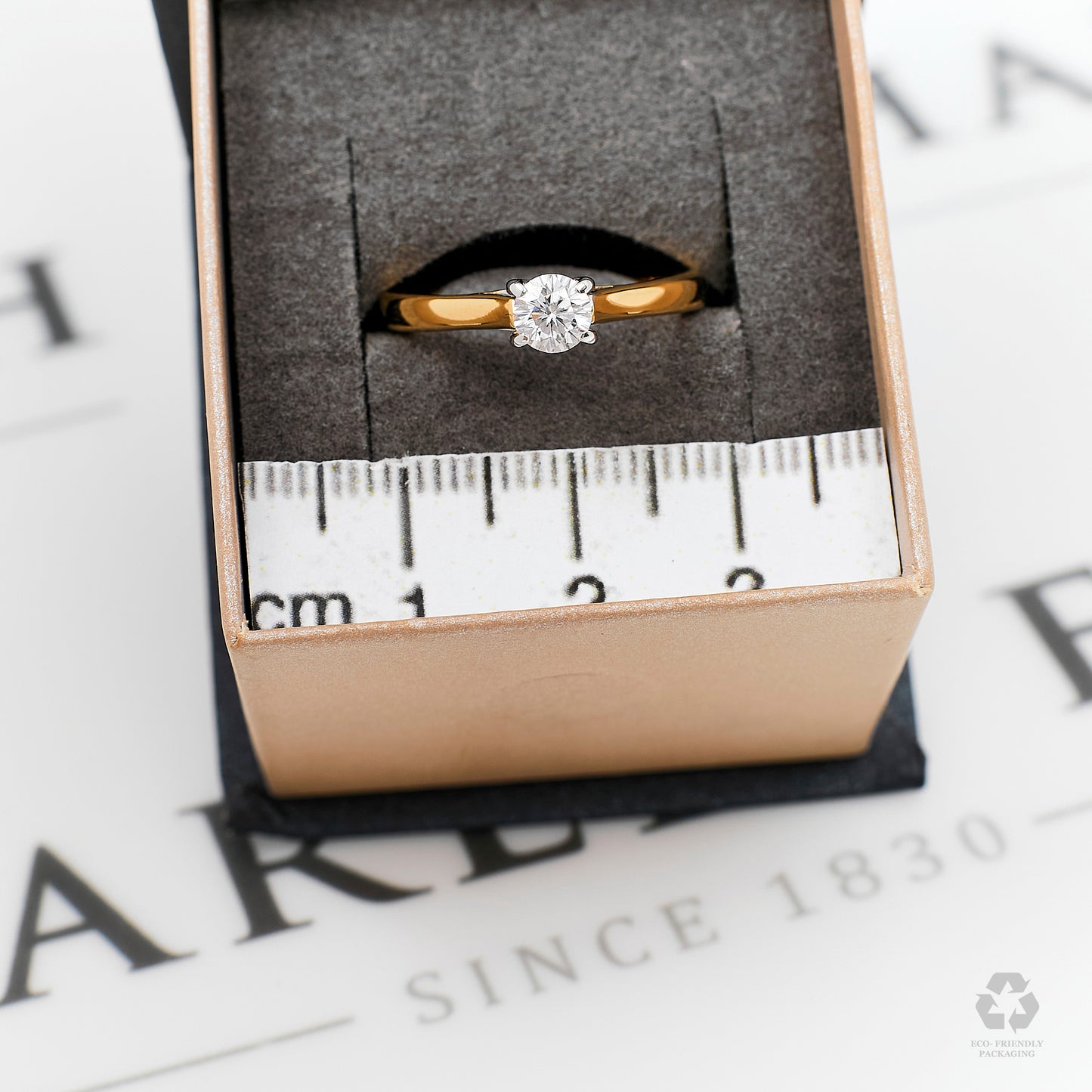 Pre-Owned 18ct Gold Diamond Ring Size N
