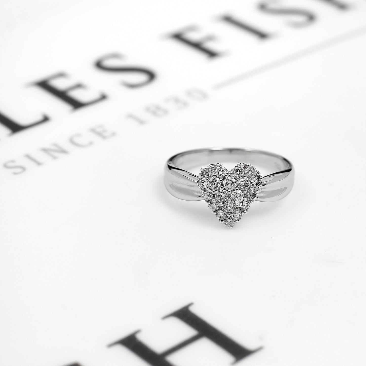 Pre-Owned 18ct White Gold Diamond Heart Ring Size N