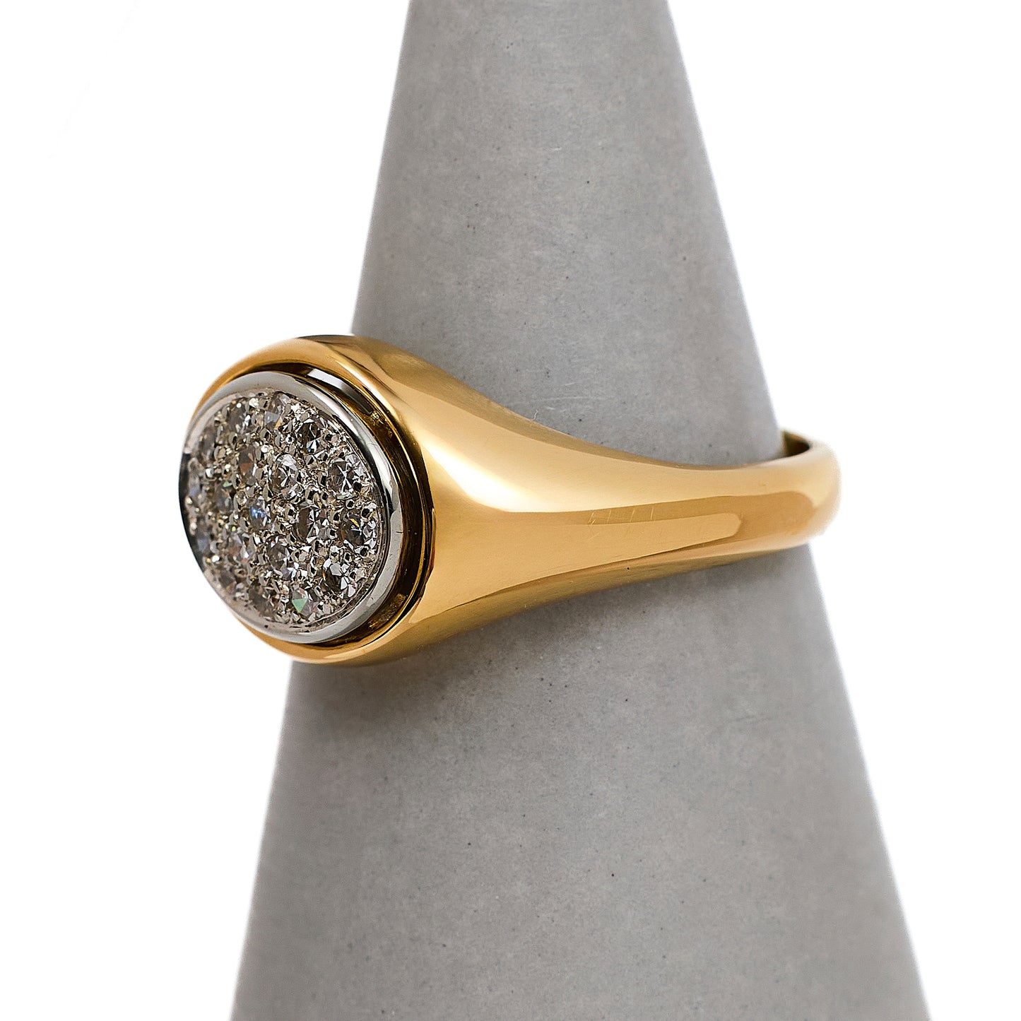 Pre-Owned 18ct Gold Oval Multi Diamond Signet Ring Size N