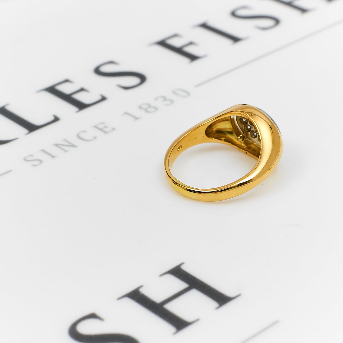 Pre-Owned 18ct Gold Oval Multi Diamond Signet Ring Size N