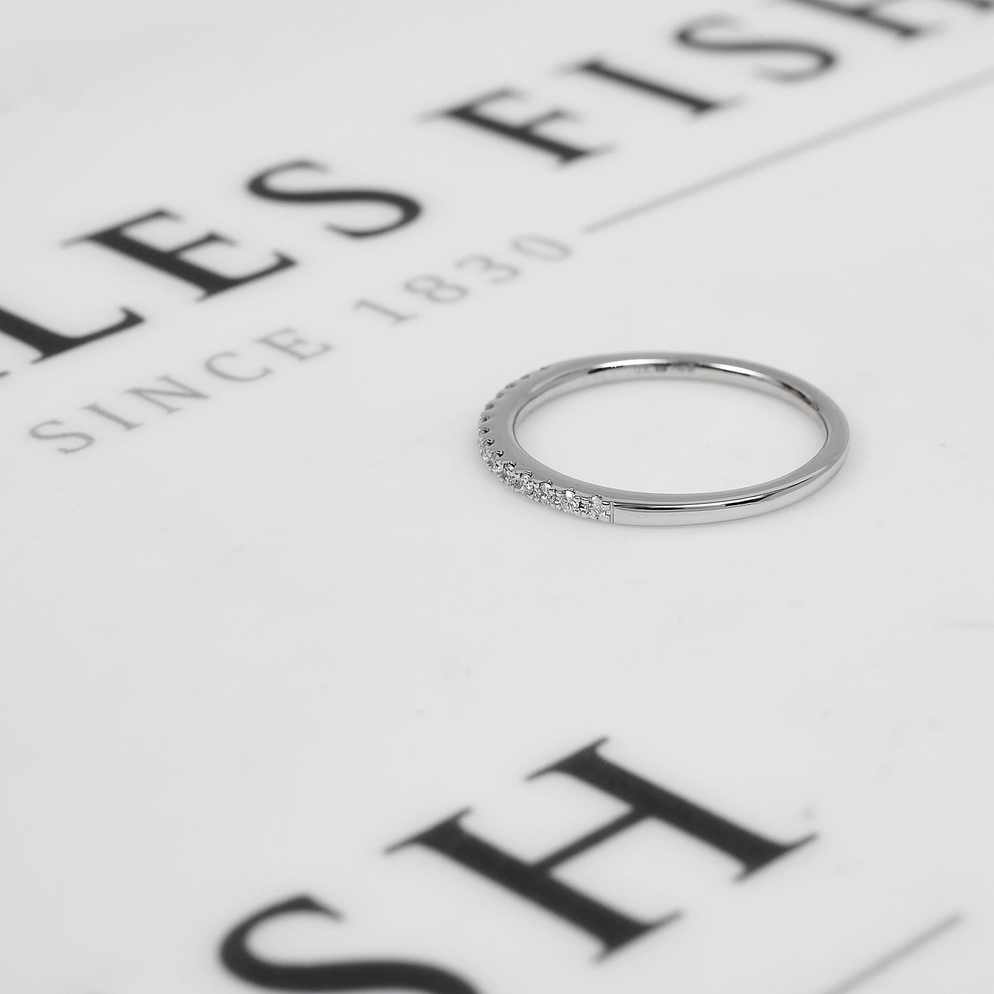 Pre-Owned 18ct White Gold 14 Diamond Ring Size N