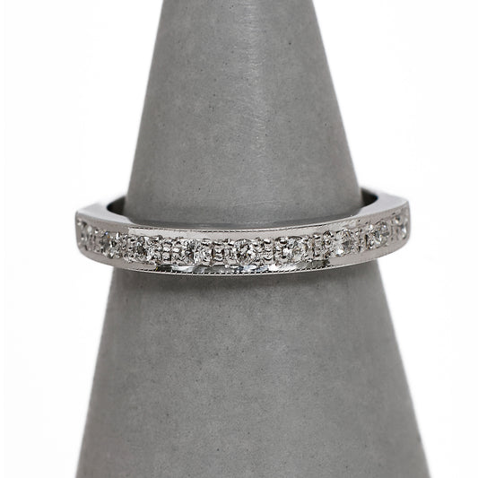 Pre-Owned 18ct White Gold Diamond Ring Size J.5