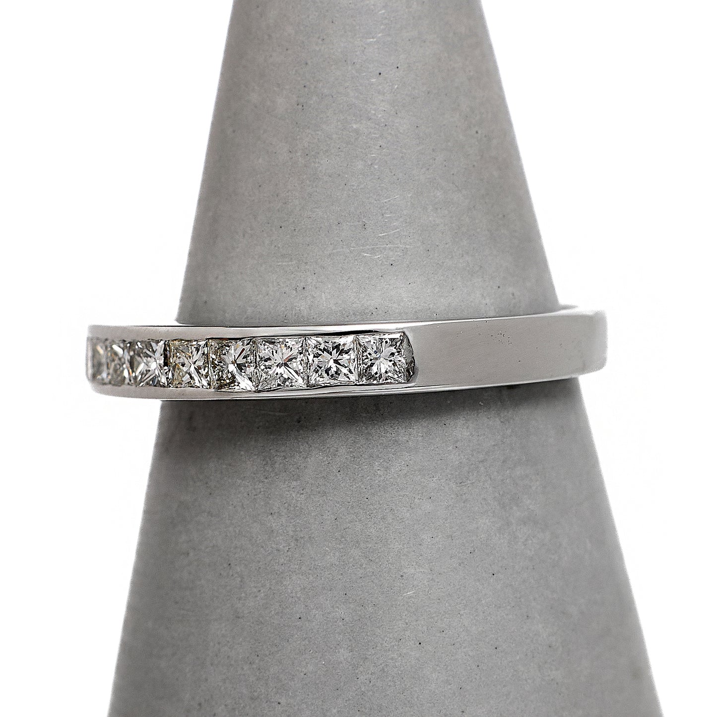 Pre-Owned 18ct White Gold 14 Princess Cut Diamond Ring