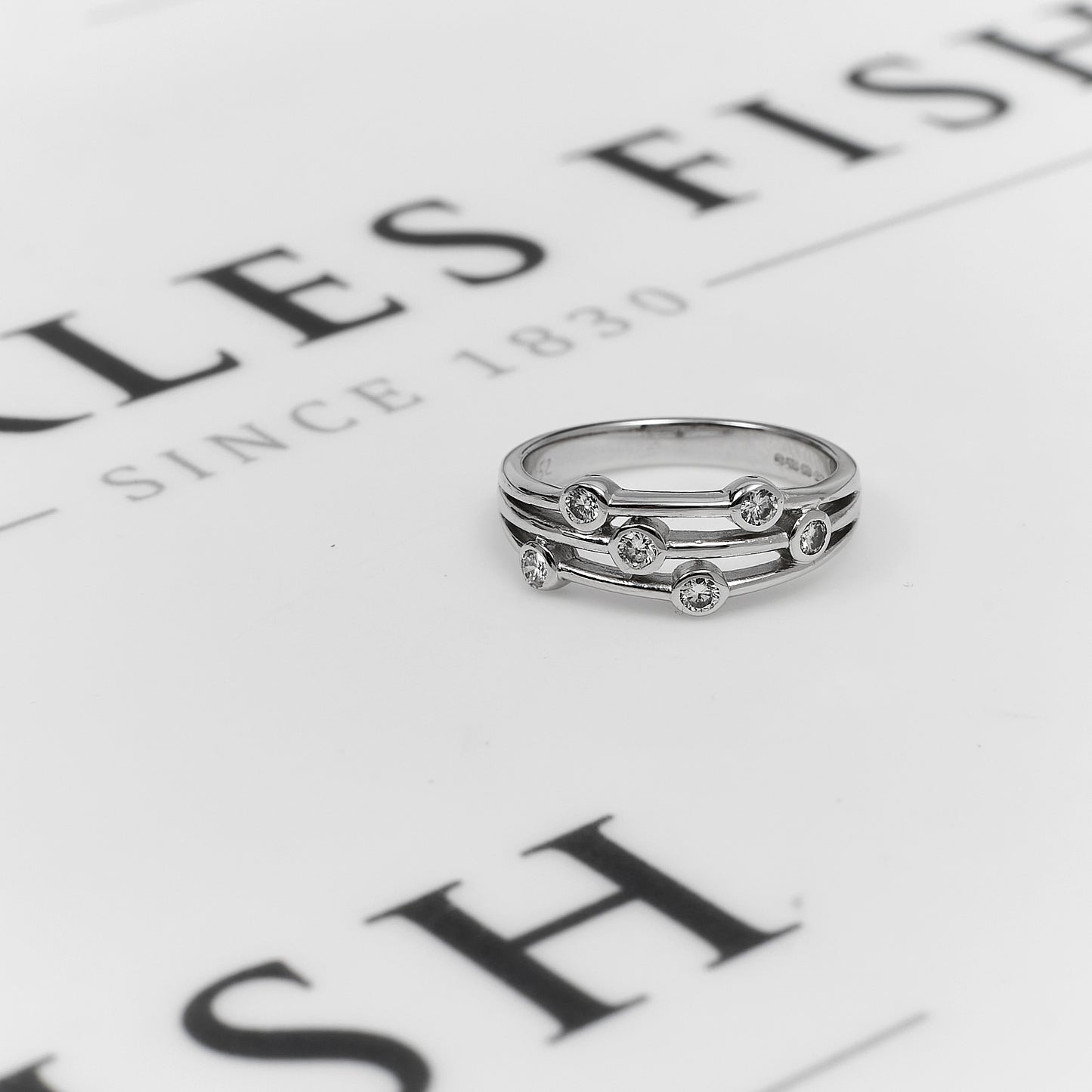 Pre-Owned 18ct White Gold 6 Rubover Diamond Ring Size L
