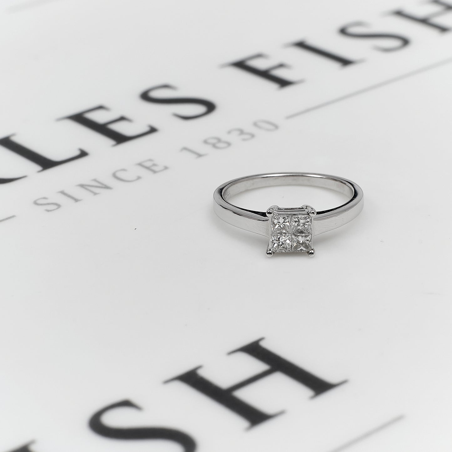 Pre-Owned 18ct White Gold Princess Cut Diamond Ring Size K.5