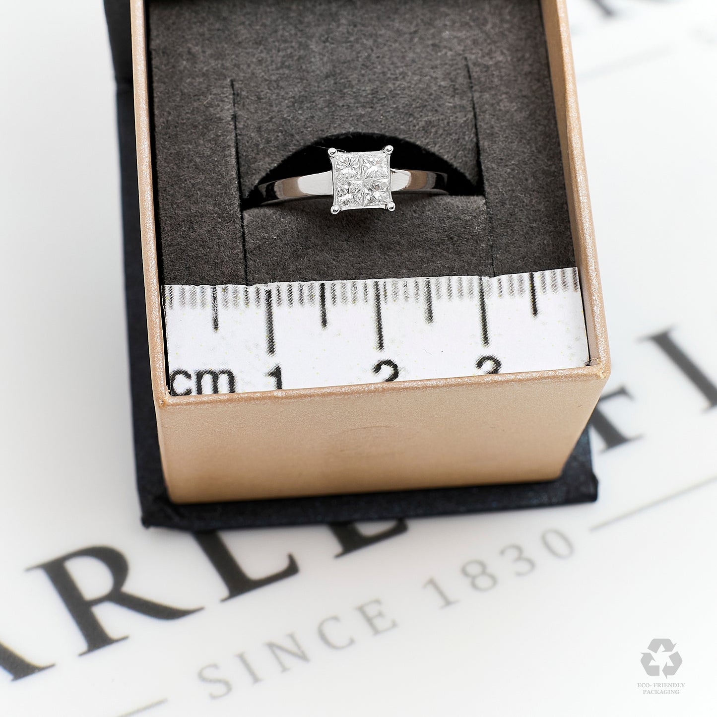 Pre-Owned 18ct White Gold Princess Cut Diamond Ring Size K.5
