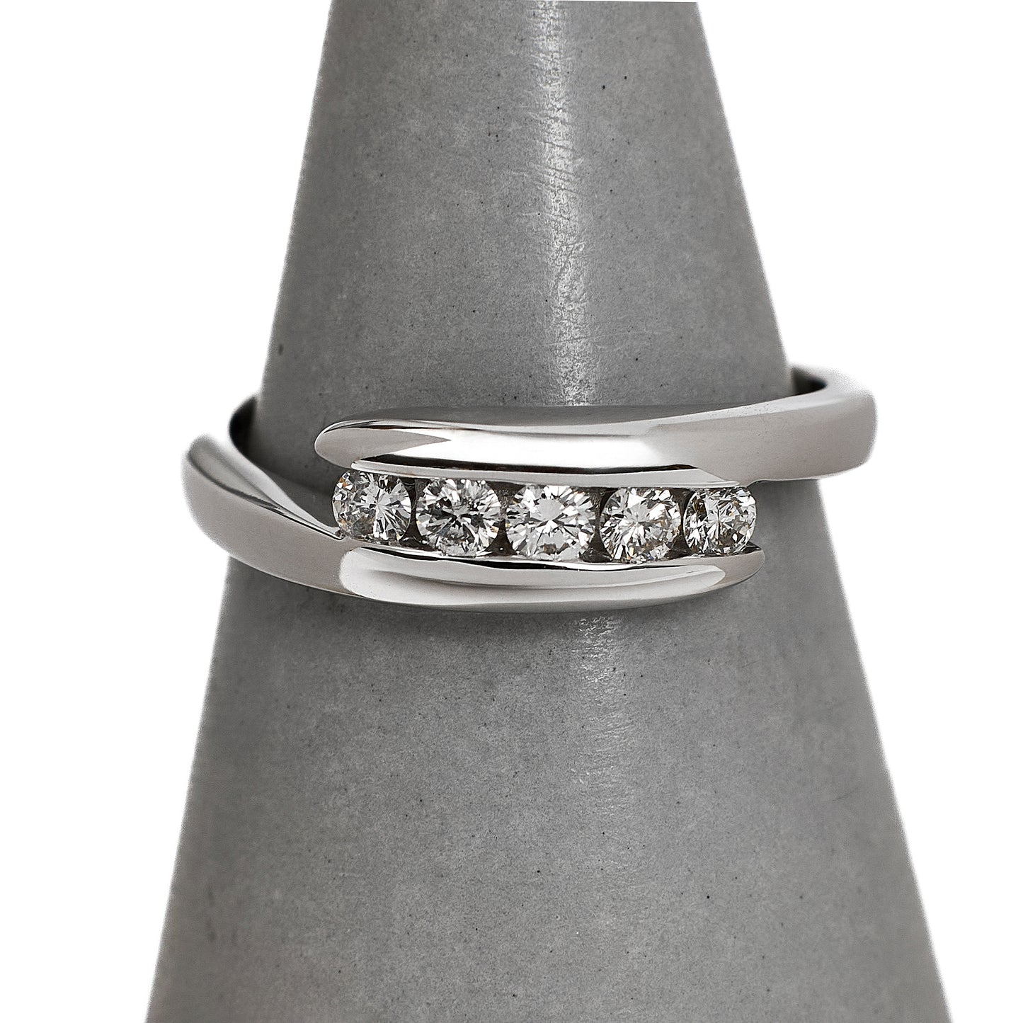 Pre-Owned 18ct Gold 5 Diamond Crossover Ring Size M