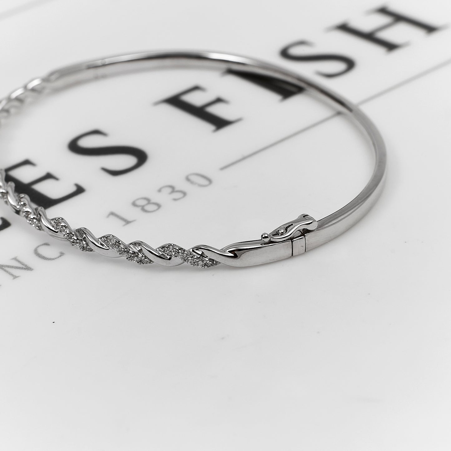 Pre-Owned 18ct White Gold Diamond Set Twist Hinged Bangle