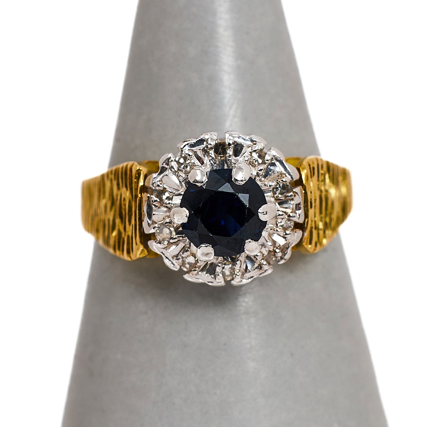 Pre-Owned 18ct Gold Sapphire & Diamond Cluster Ring Size N.5