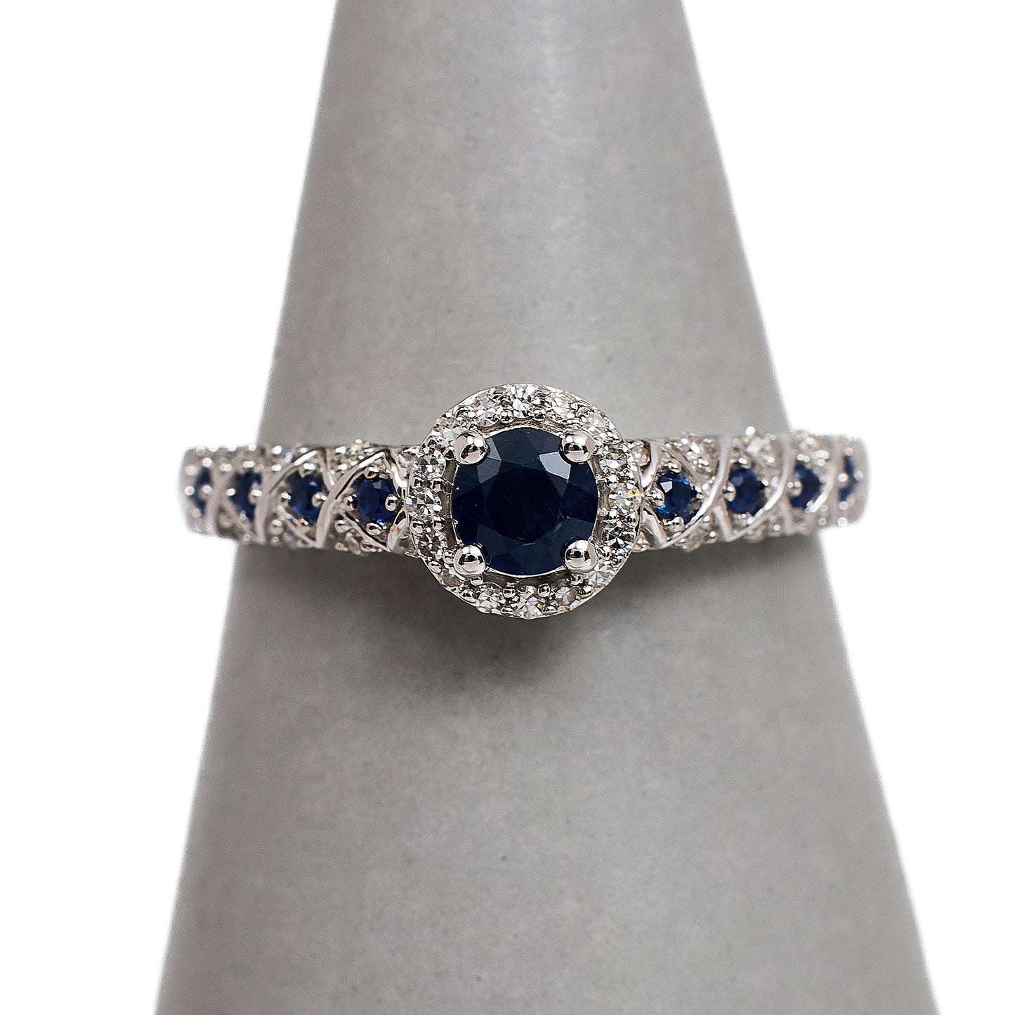 Pre-Owned 18ct White Gold Sapphire & Diamond Cluster Ring