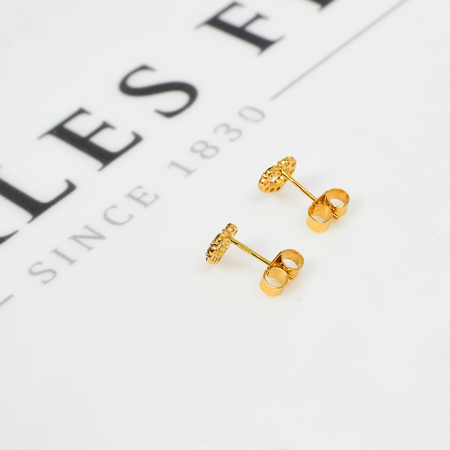 Pre-Owned 14ct Gold Diamond Openwork Heart Earrings
