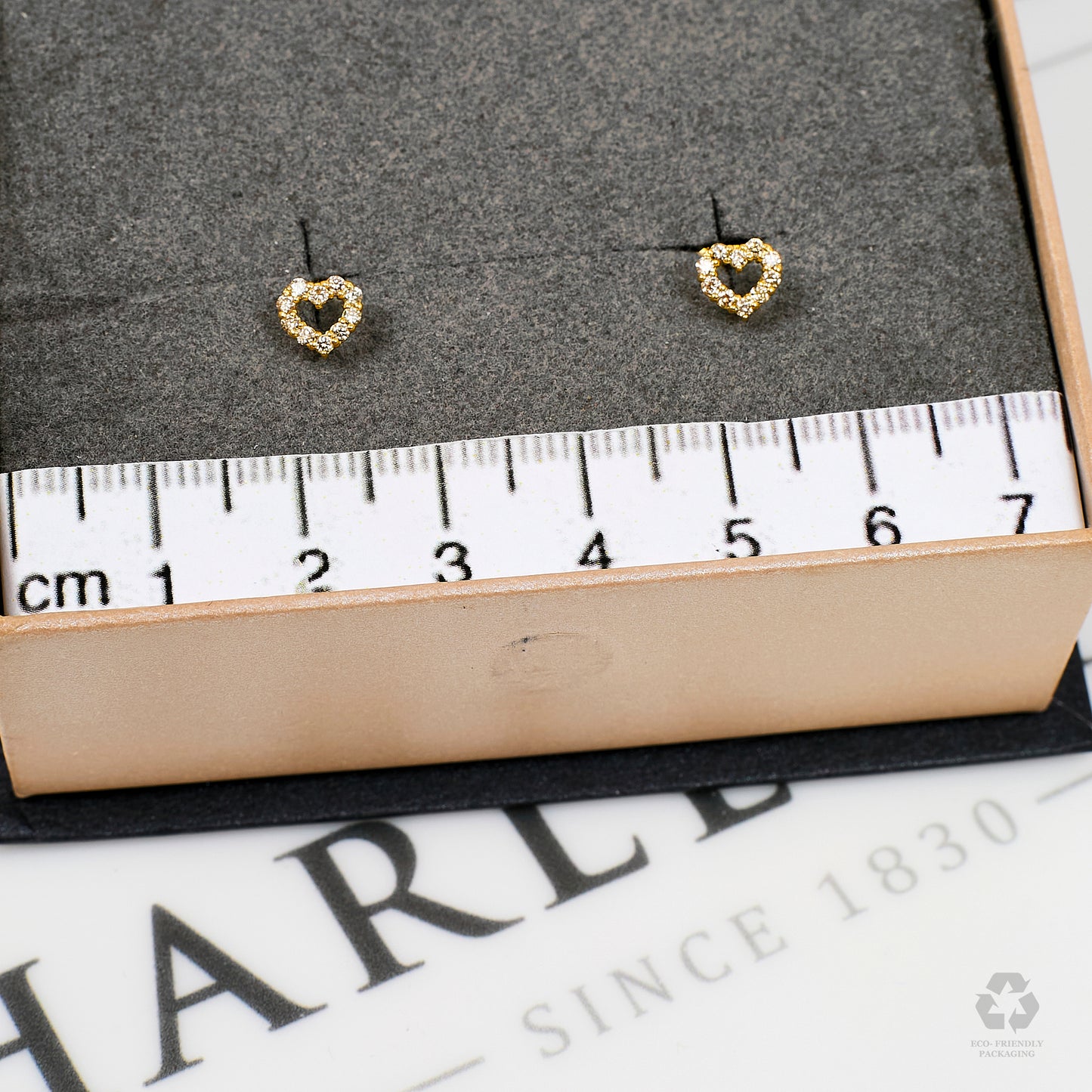 Pre-Owned 14ct Gold Diamond Openwork Heart Earrings