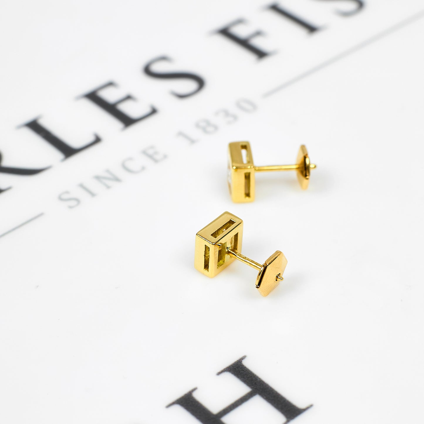 Pre-Owned 18ct Gold 4 Princess Cut Diamond Stud Earrings