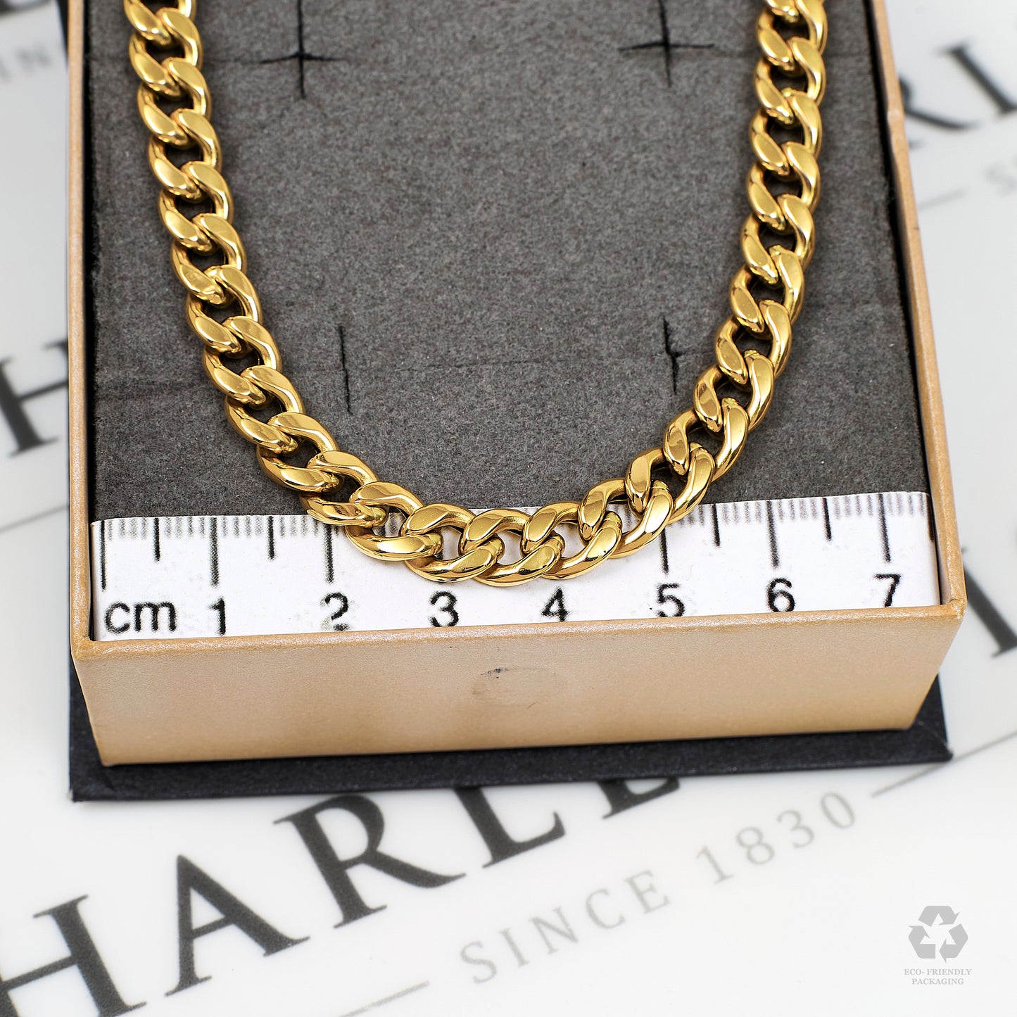 Pre-Owned 18ct Gold Curb Chain Necklace 24 Inch