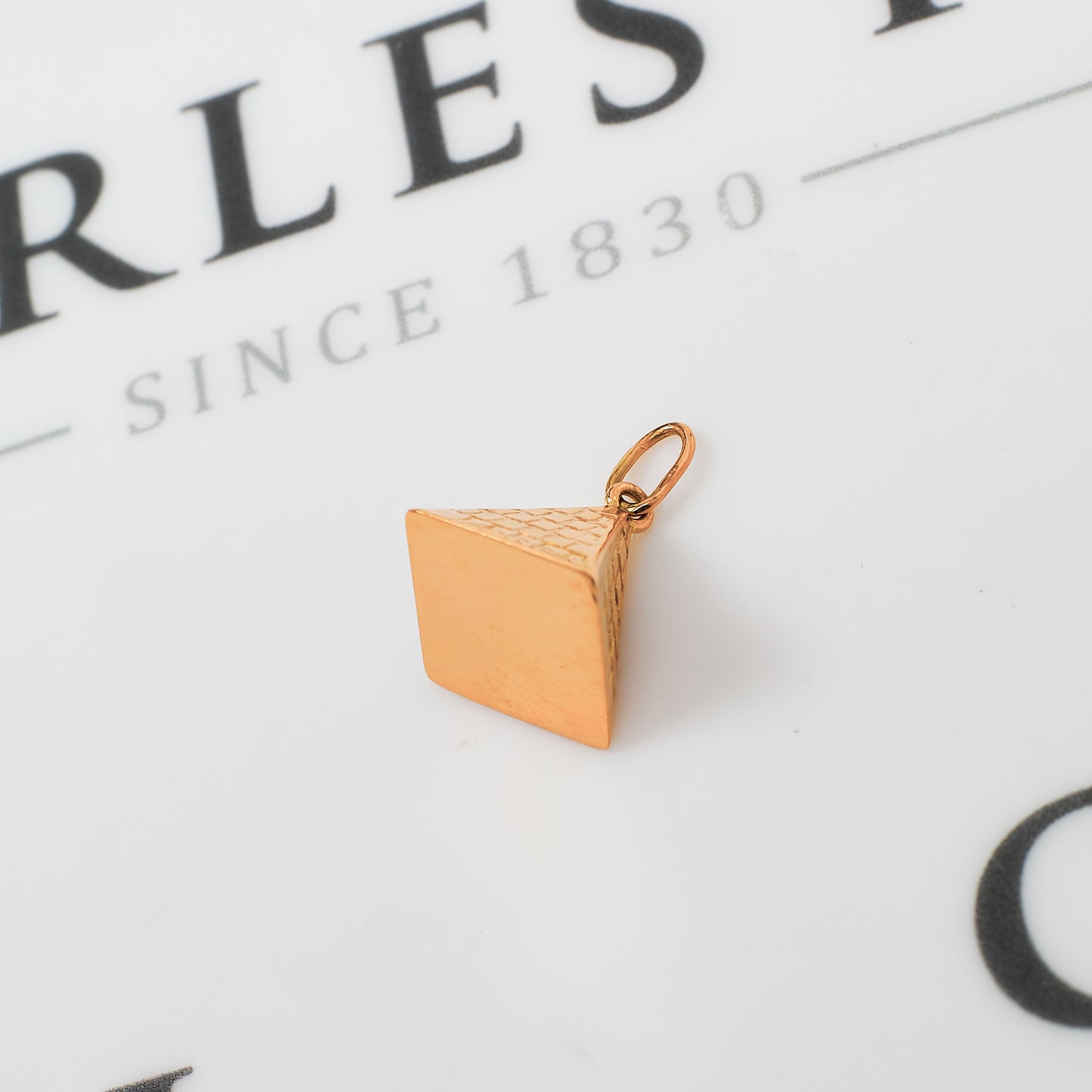 Pre-Owned 14ct Gold Pyramid Charm