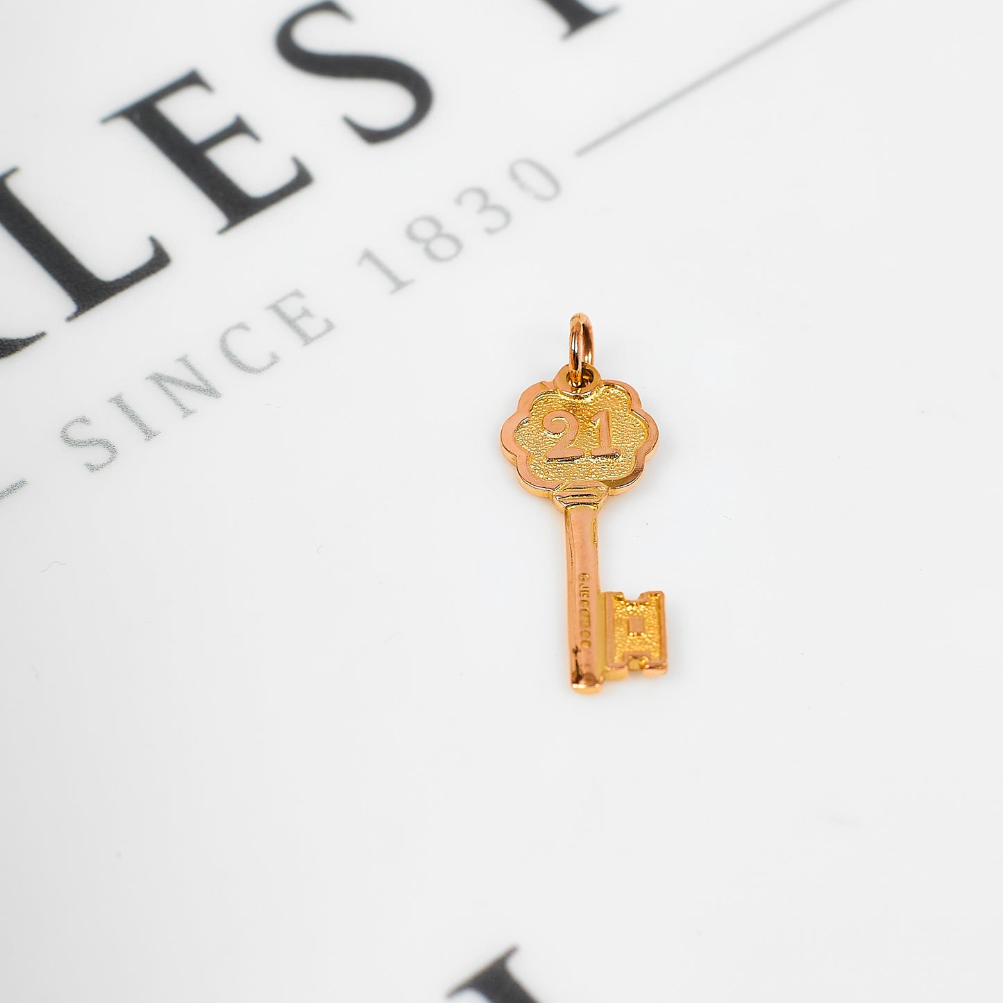 Pre-Owned 9ct Gold 21 Key Pendant