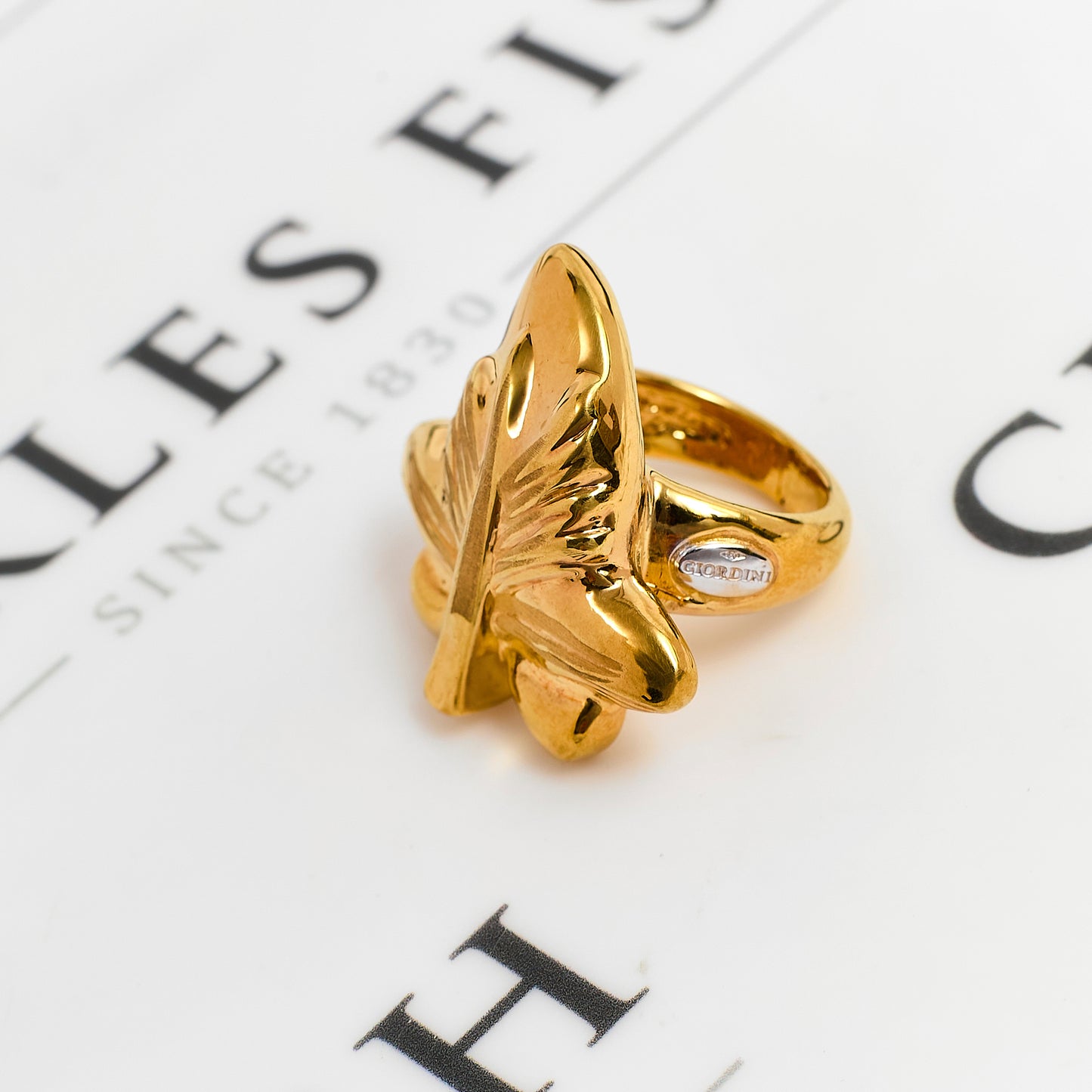 Pre-Owned 18ct Gold Leaf Design Statement Ring Size T