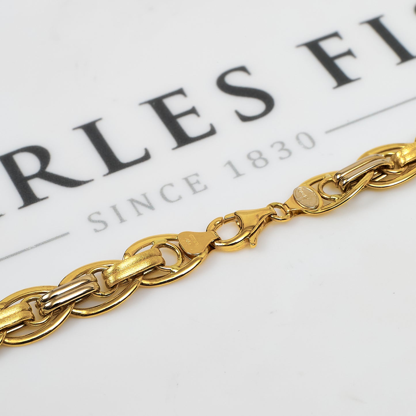 Pre-Owned 18ct Gold 2 Tone Mixed Link Tapering Chain Necklace