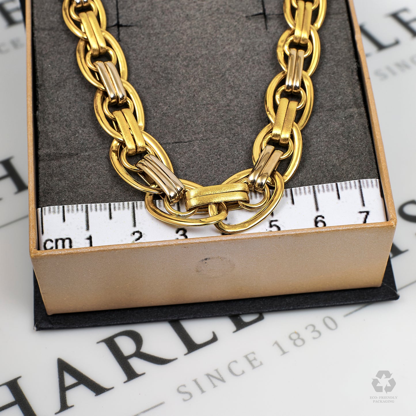 Pre-Owned 18ct Gold 2 Tone Mixed Link Tapering Chain Necklace