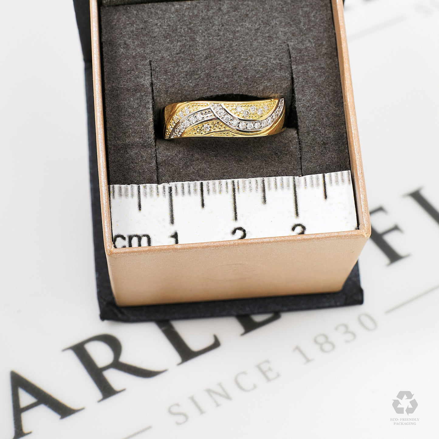 Pre-Owned 9ct Gold 26 Diamond Band Ring Size M