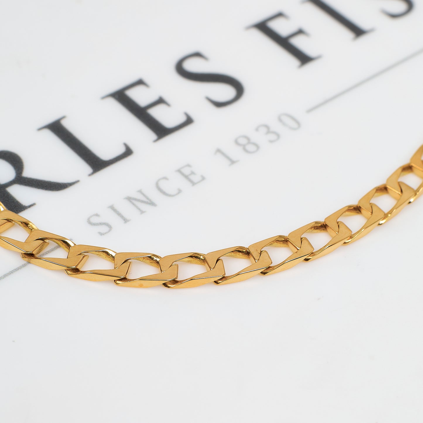 Pre-Owned 9ct Gold Curb Chain Bracelet 7.5 Inch