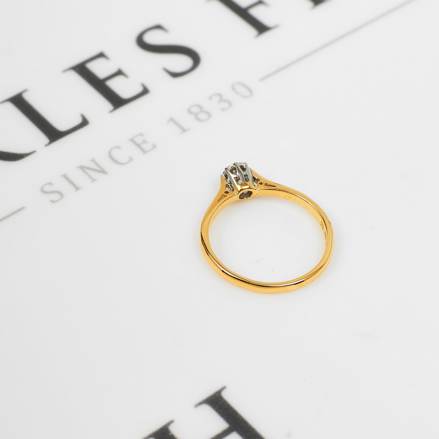 Pre-Owned 18ct Gold Illusion Set Diamond Ring Size O