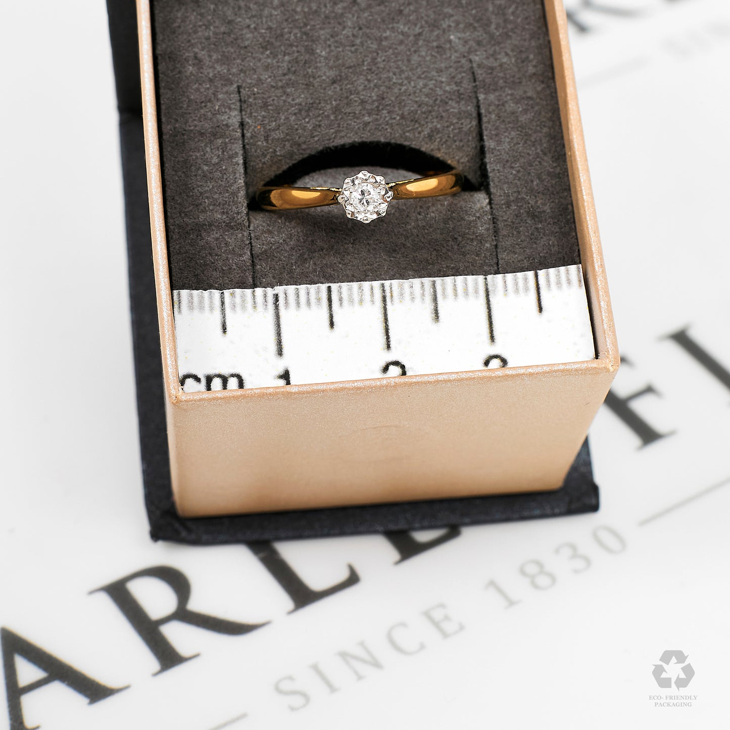 Pre-Owned 18ct Gold Illusion Set Diamond Ring Size O