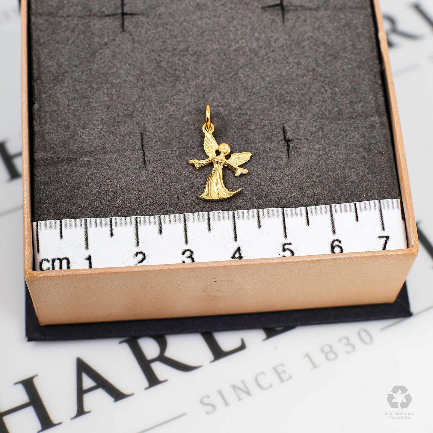Pre-Owned 9ct Gold Winged Angel Pendant