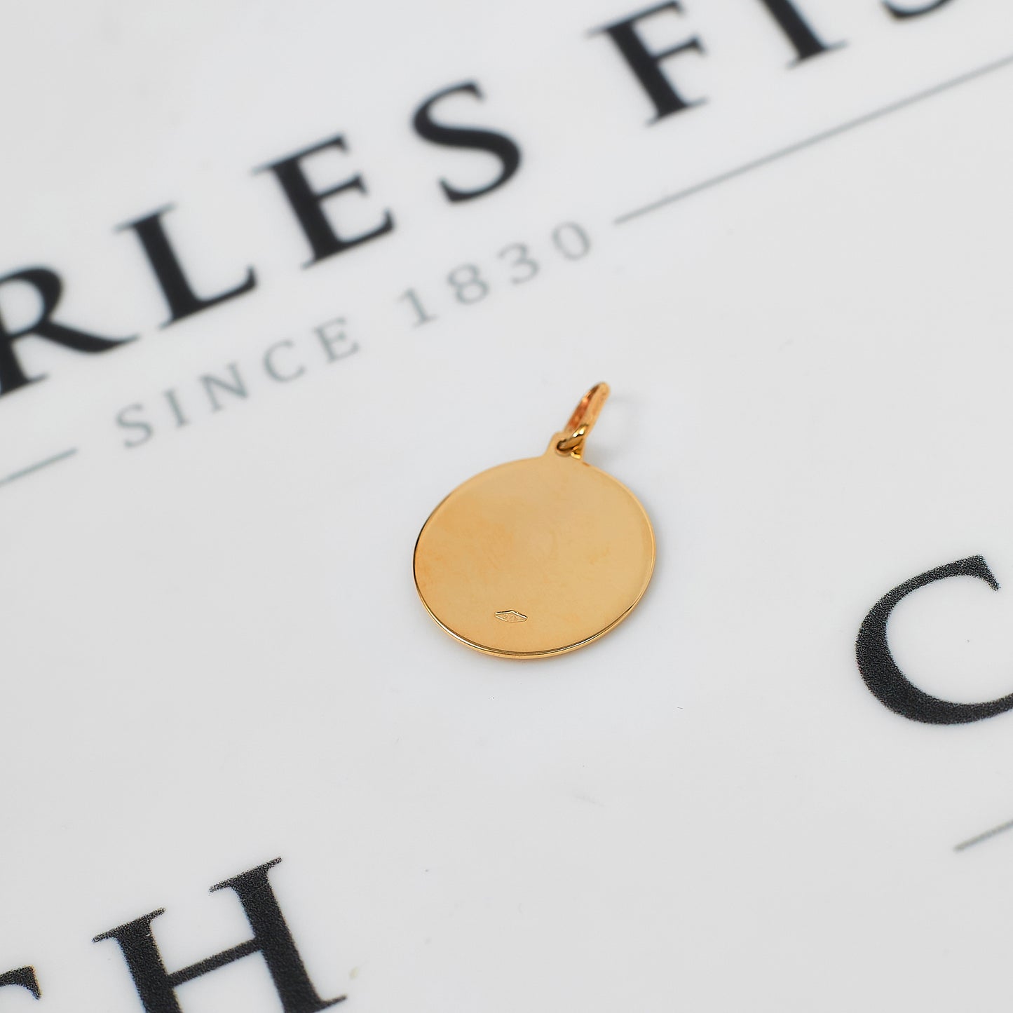 Pre-Owned 9ct Gold St Christopher Pendant Round