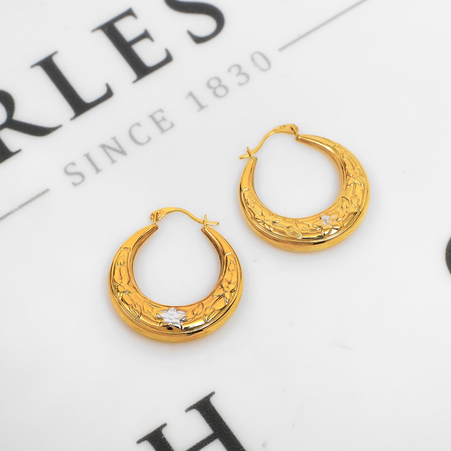 Pre-Owned 9ct Gold Flower Pattern Creole Hoop Earrings