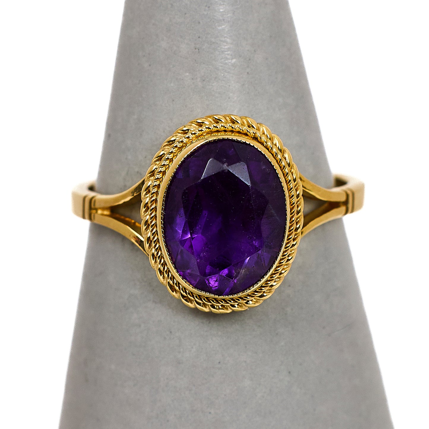 Pre-Owned 9ct Gold Oval Amethyst Ring Size O