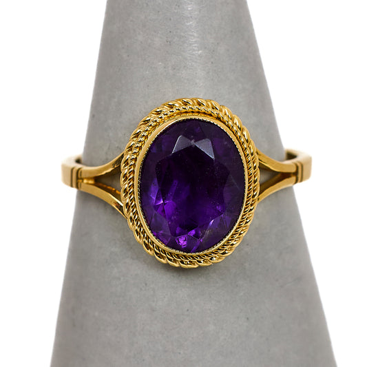 Pre-Owned 9ct Gold Oval Amethyst Ring Size O