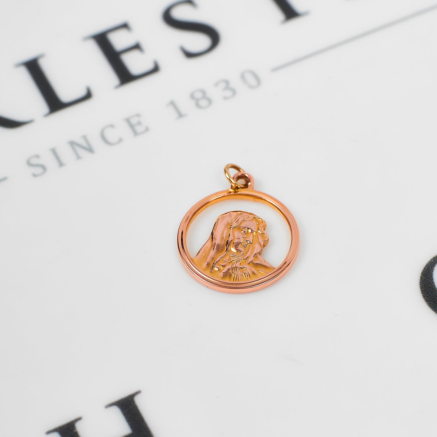 Pre-Owned 9ct Gold Openwork Madonna Pendant