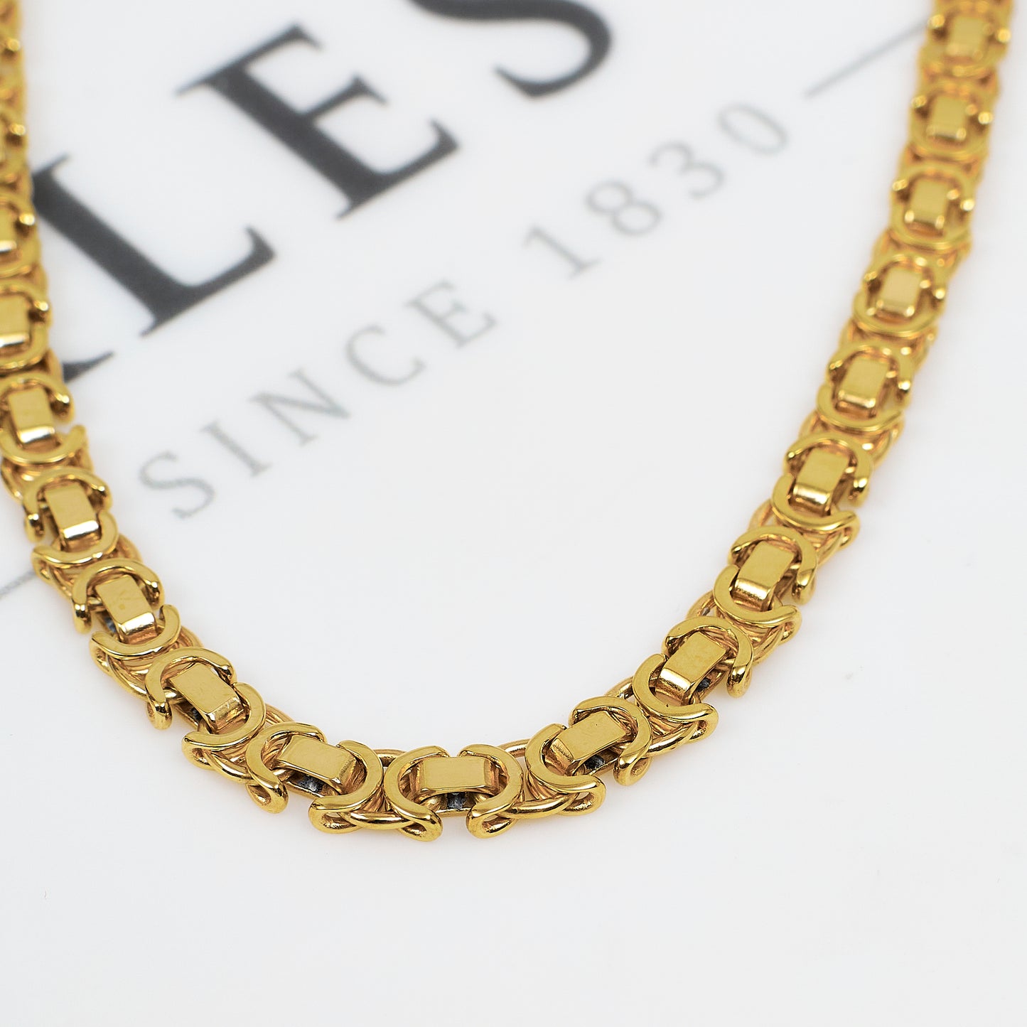Pre-Owned 9ct Gold Flat Byzantine Bracelet 8 Inch