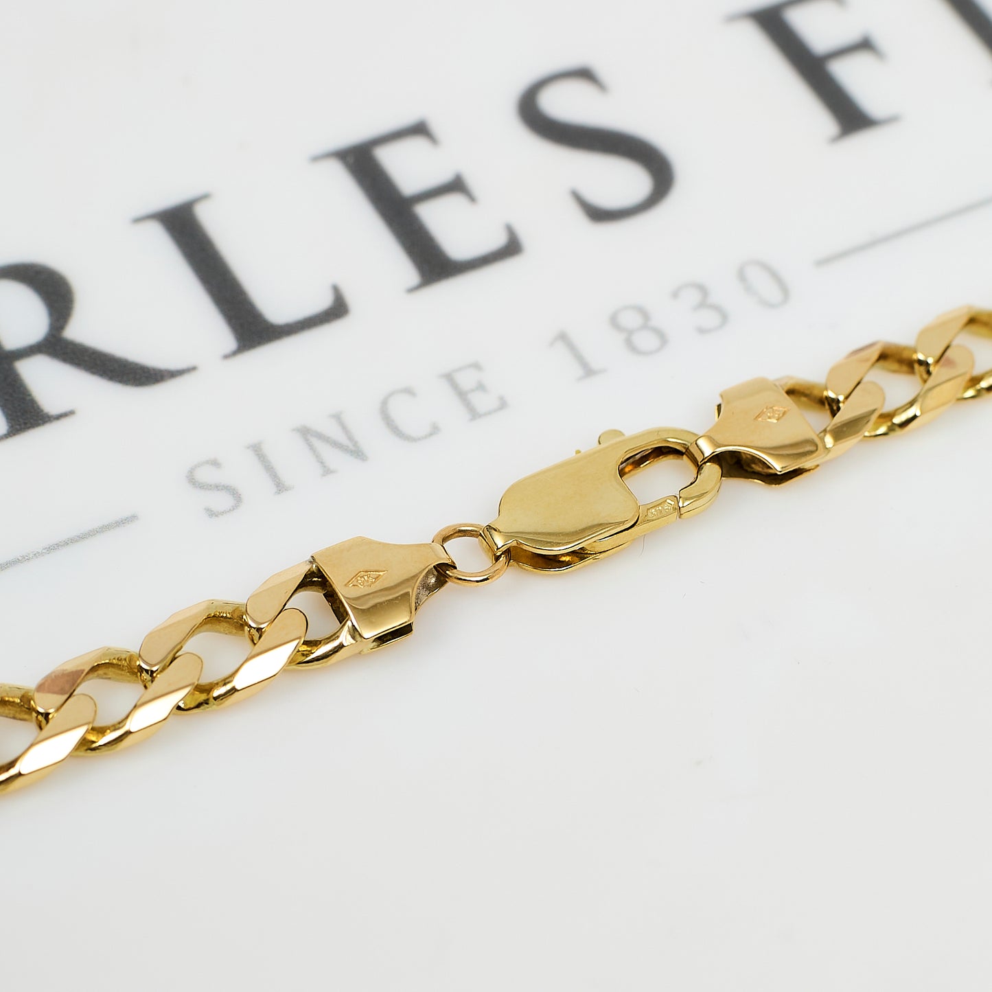 Pre-Owned 9ct Gold Curb Chain Necklace 21 Inch