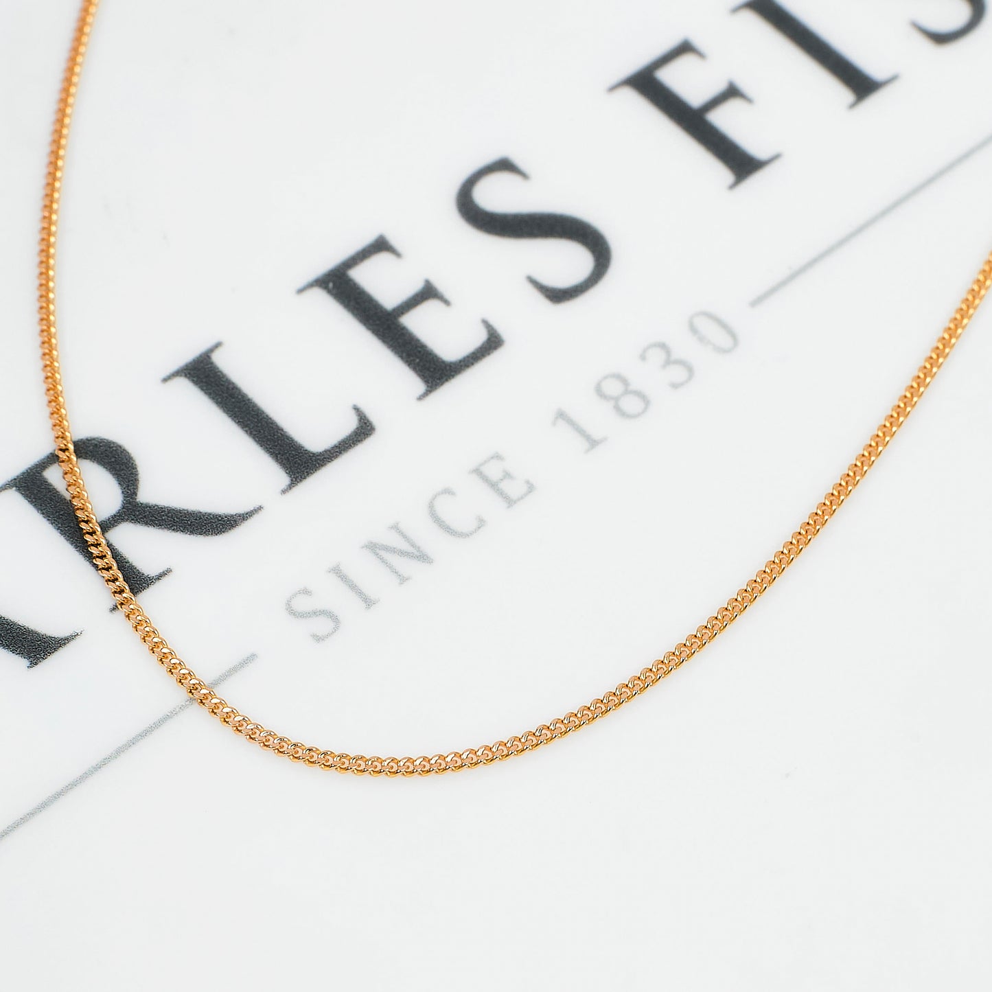 Pre-Owned 9ct Gold Curb Chain Necklace 16 Inch