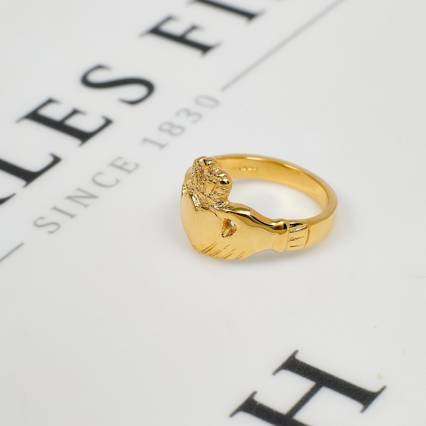 Pre-Owned 9ct Gold Claddagh Ring Size Q.5