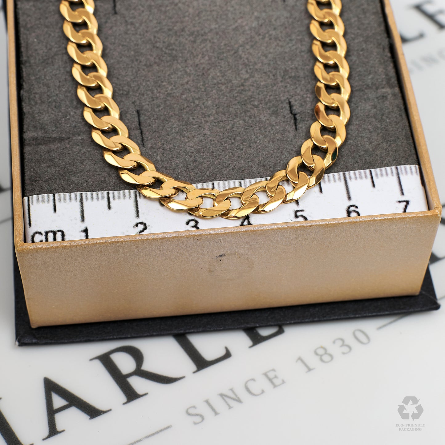 Pre-Owned 9ct Gold Curb Chain Necklace 24 Inch