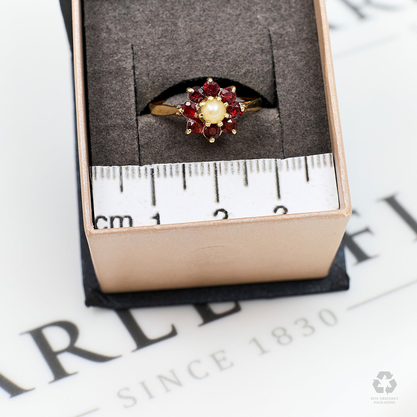 Pre-Owned 9ct Gold Cultured Pearl & Garnet Cluster Ring