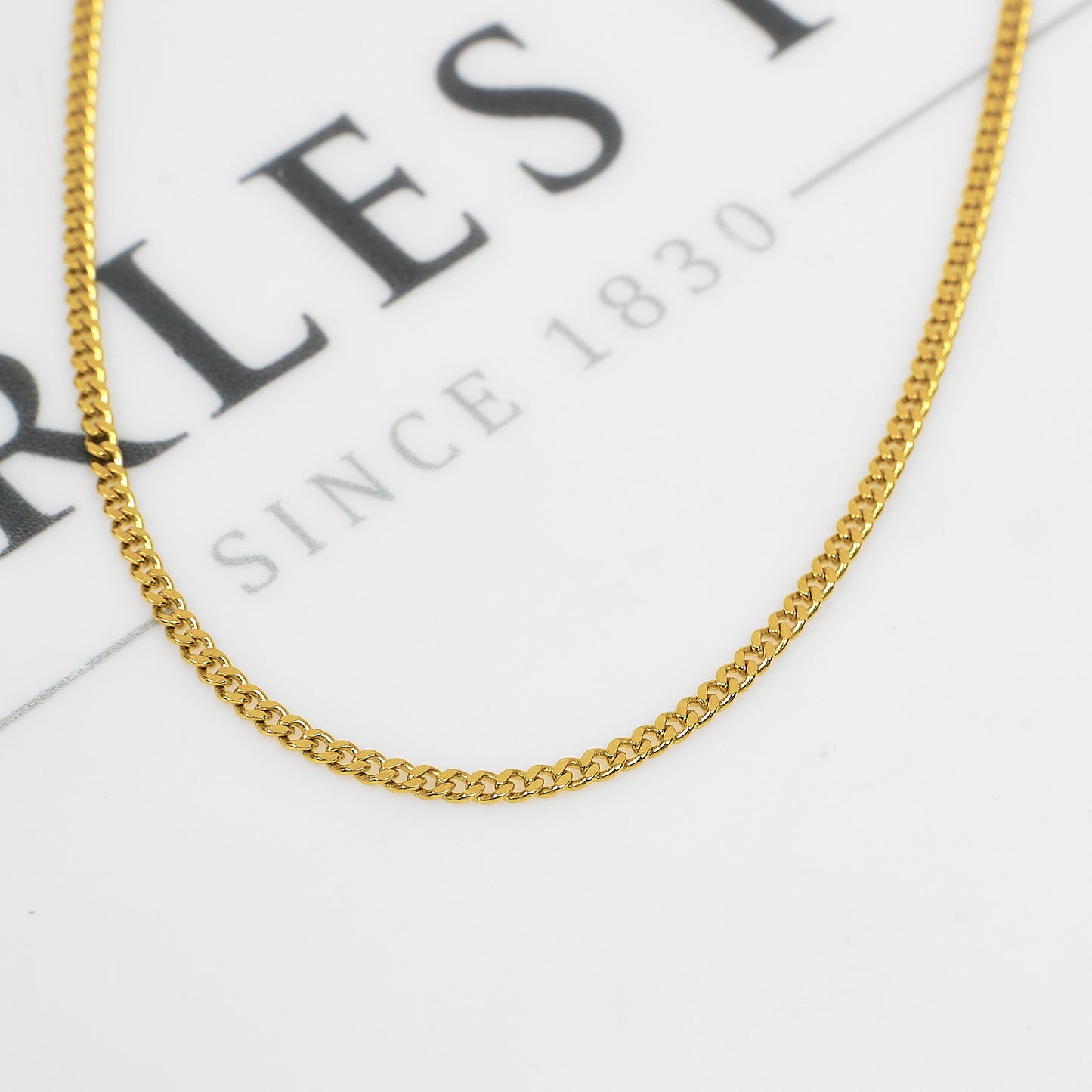 Pre-Owned 18ct Gold Curb Chain Necklace 20 Inch