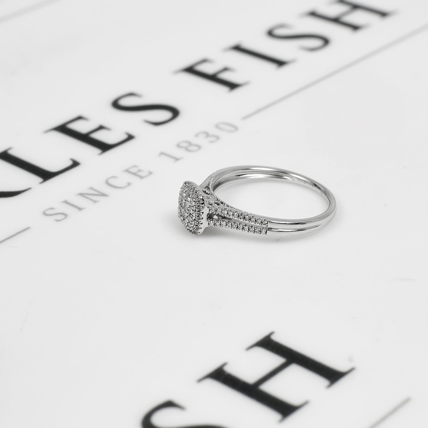 Pre-Owned 9ct White Gold Princess Cut Diamond Cluster Ring