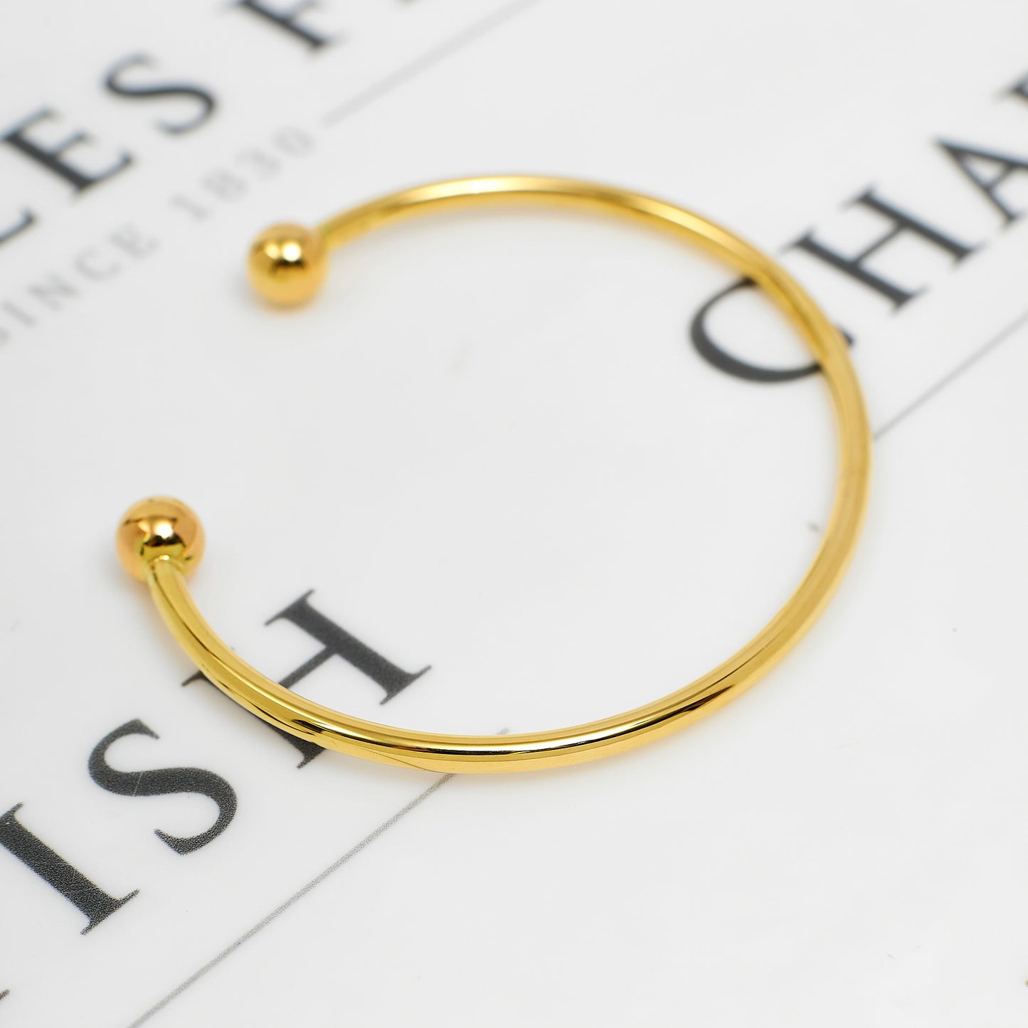 Pre-Owned 9ct Gold Torque Bangle